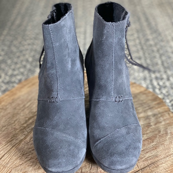 TOMS Desert Suede Wedge Bootie Dark Gray Size 7.5 - Picture 4 of 14